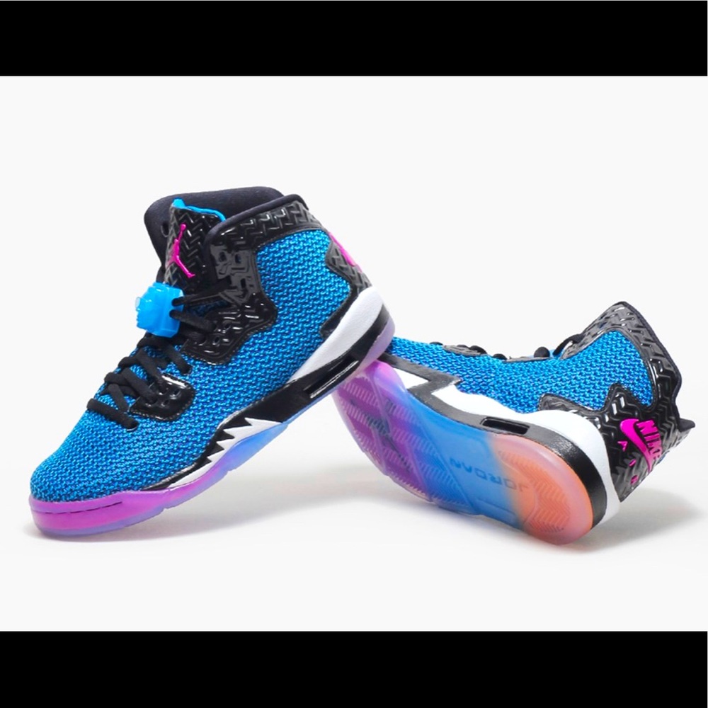 Nike Air Jordan Spike 40 size 4.5 big girls